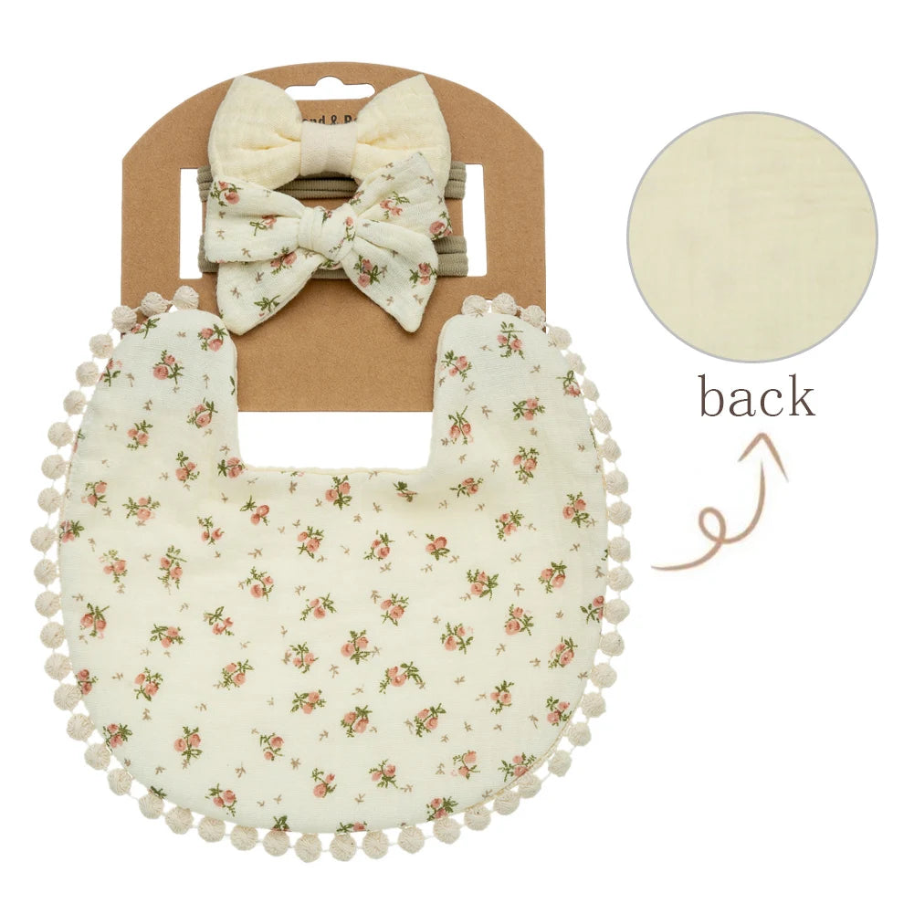 Ensemble 3 pièces – Bavoirs & Bandeaux Fleurs pour Bébé | Élégance & Confort au Quotidien