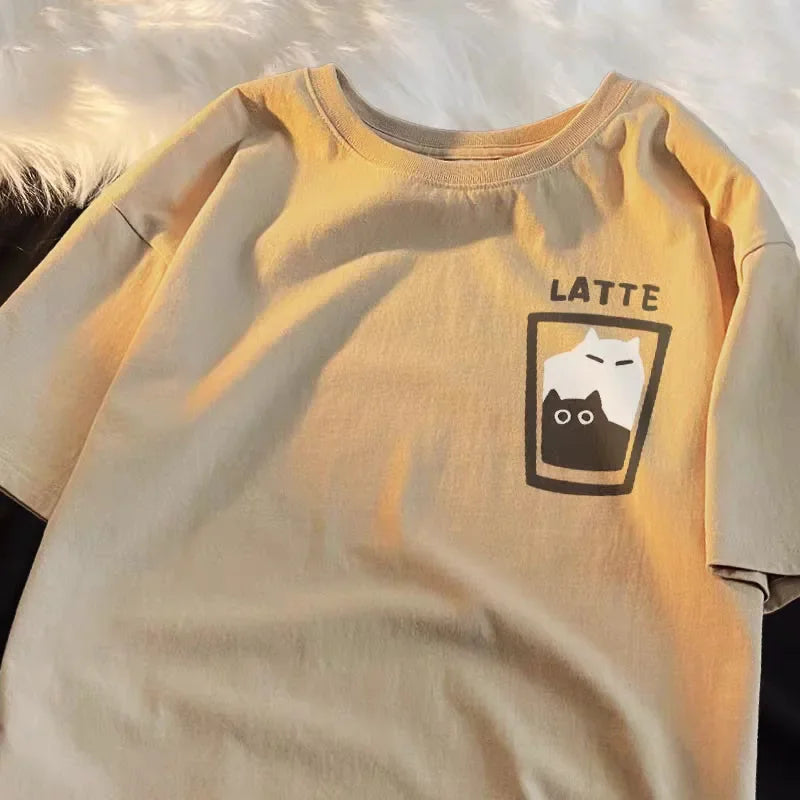 T-shirt “Lazy Cat Summer” – Détente, Style et Douceur Féline